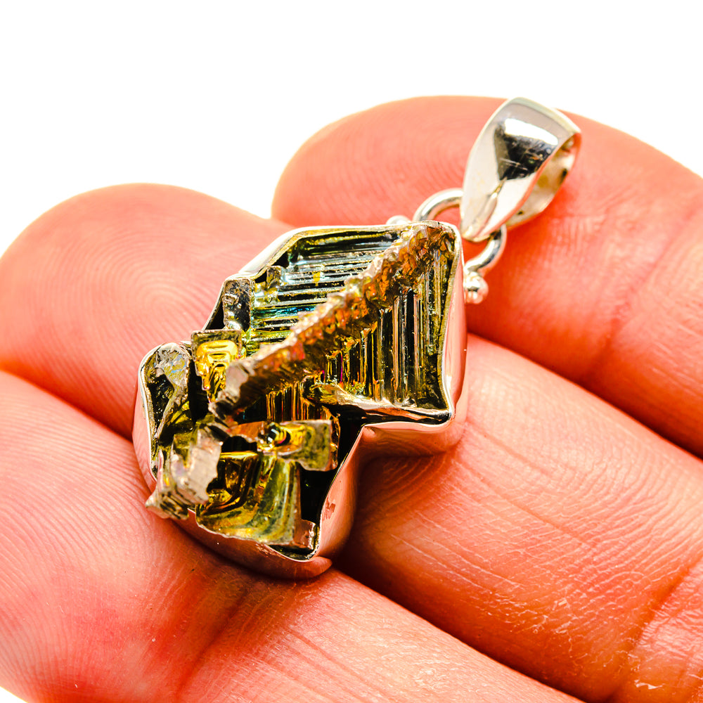 Bismuth Crystal Pendants handcrafted by Anasilvercos - PD749281