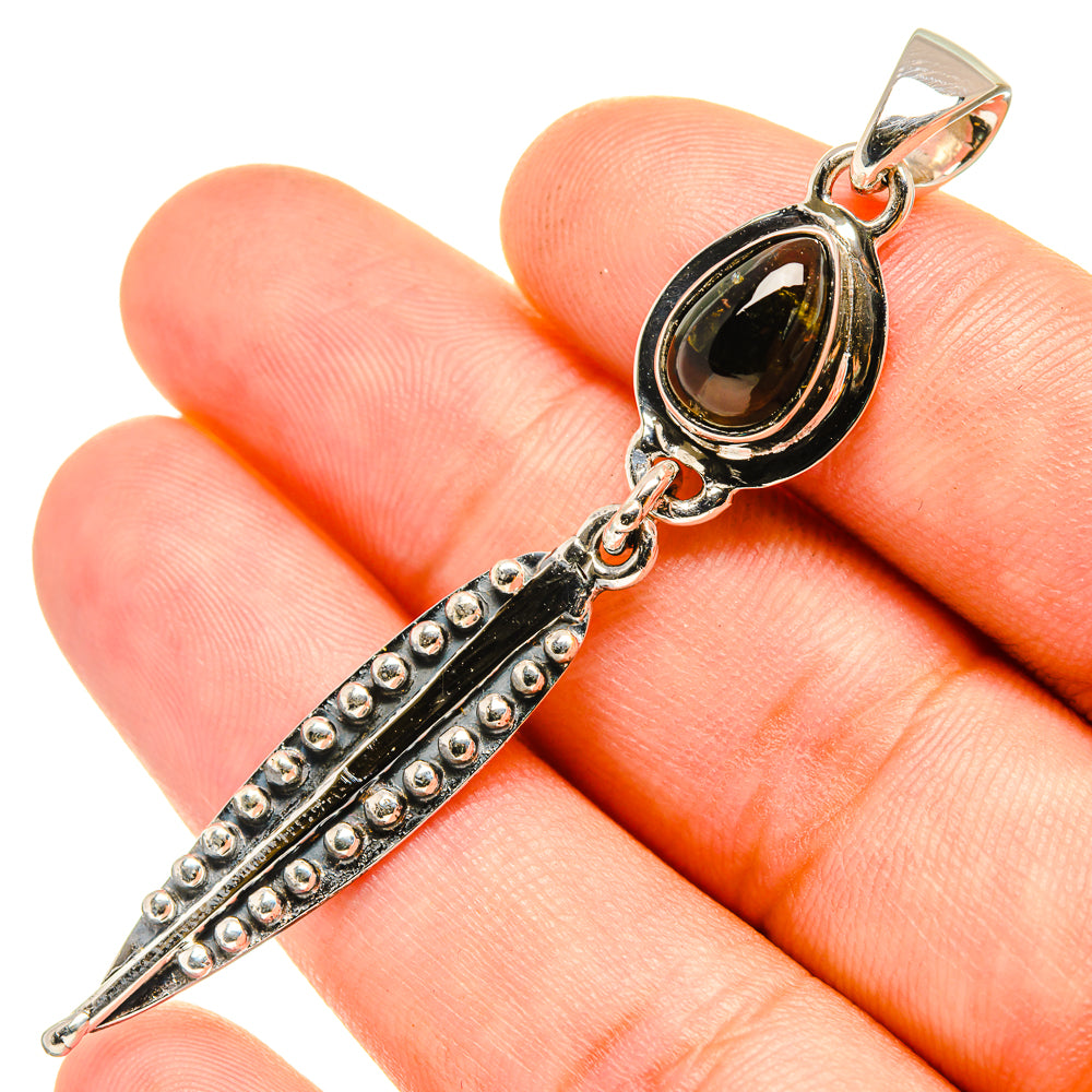 Labradorite Pendants handcrafted by Anasilvercos - PD7505