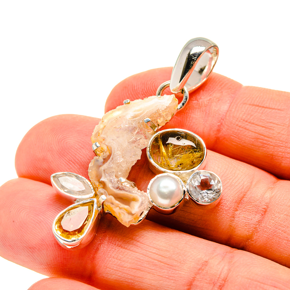 Occo Geode Pendants handcrafted by Anasilvercos - PD750709