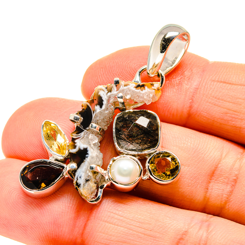 Occo Geode Pendants handcrafted by Anasilvercos - PD750915