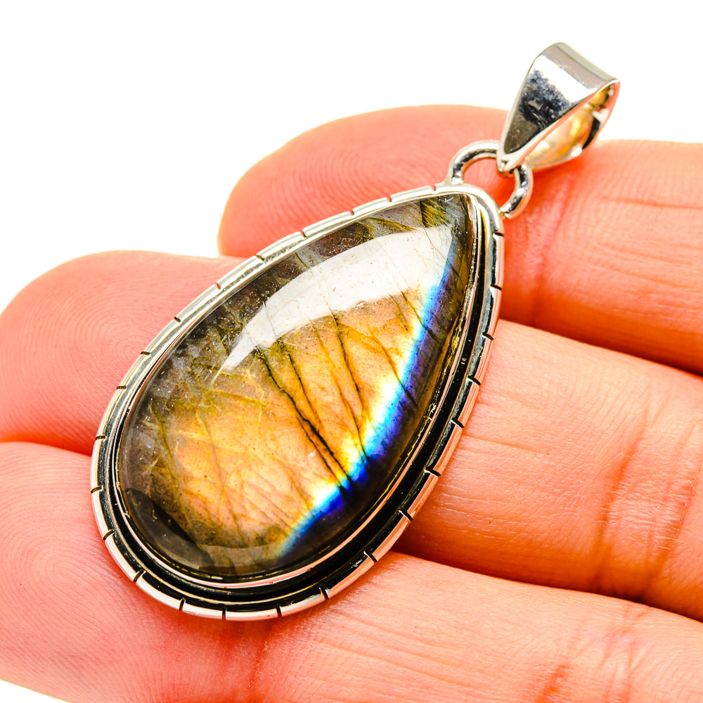 Labradorite Pendants handcrafted by Anasilvercos - PD750964