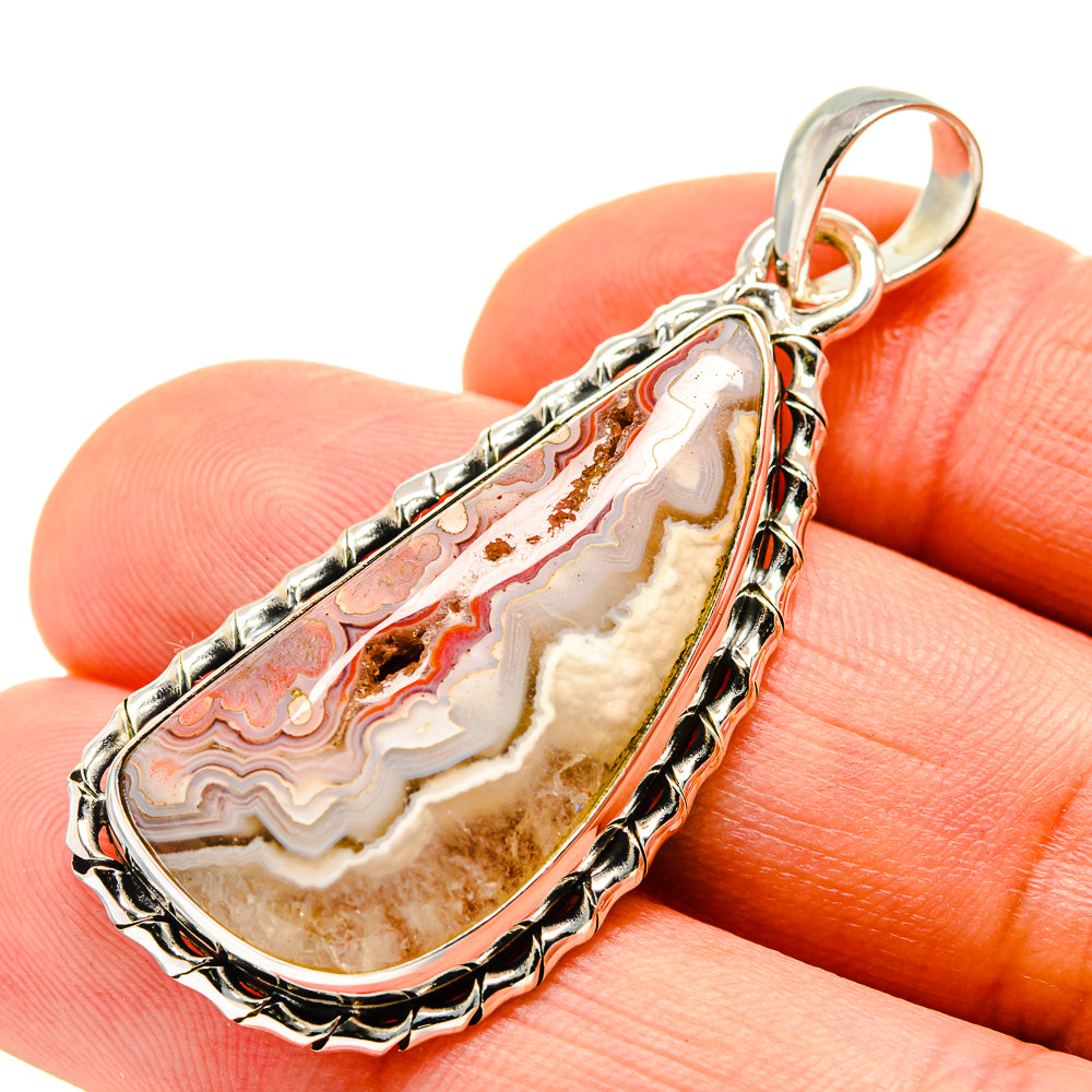 Laguna Lace Agate Pendants handcrafted by Anasilvercos - PD751130