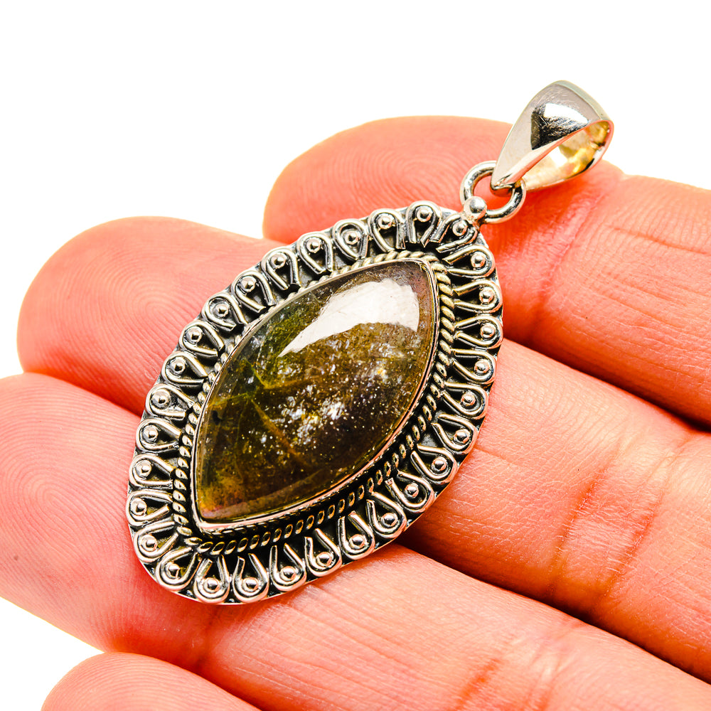 Labradorite Pendants handcrafted by Anasilvercos - PD751162