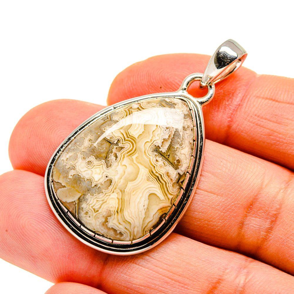 Laguna Lace Agate Pendants handcrafted by Anasilvercos - PD751175