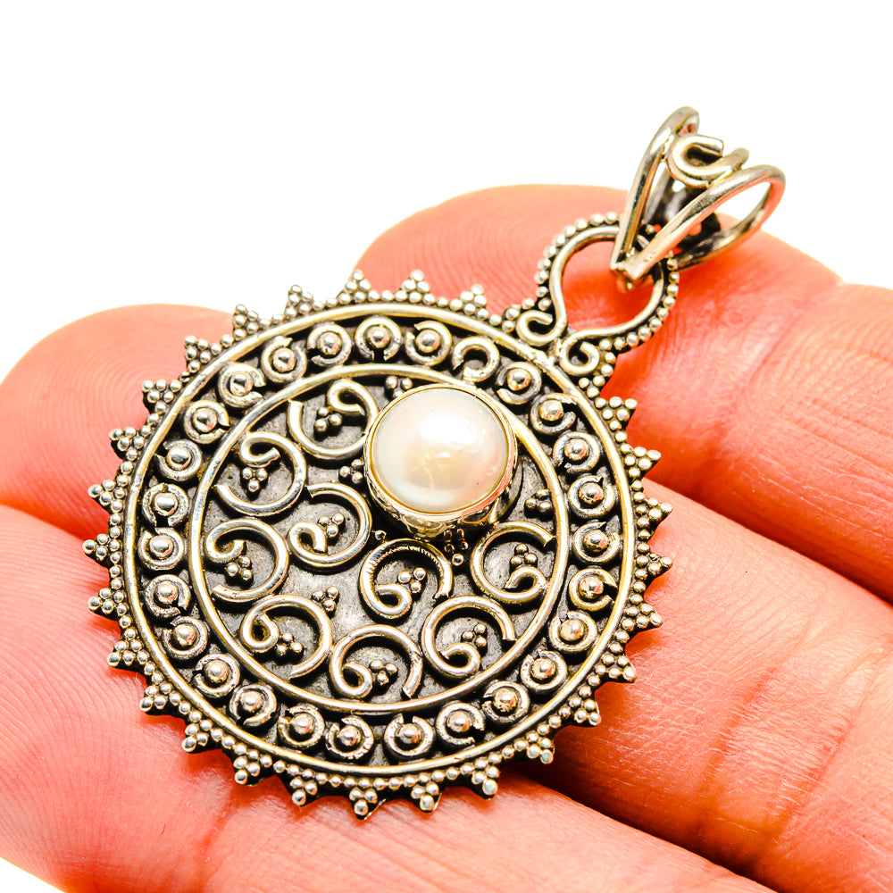 Cultured Pearl Pendants handcrafted by Anasilvercos - PD751520