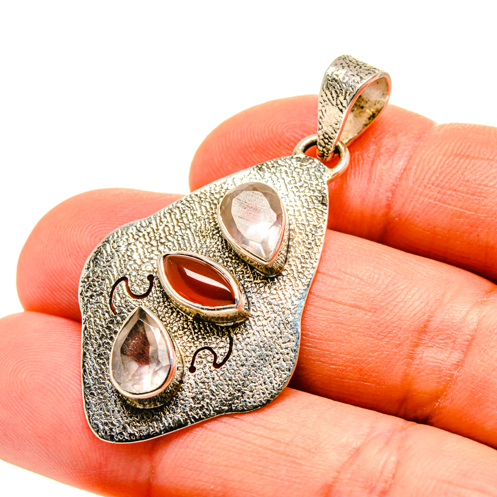 Garnet Pendants handcrafted by Anasilvercos - PD751625