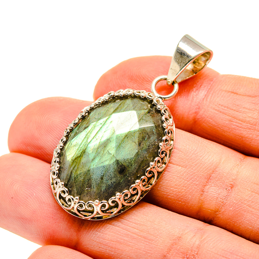 Labradorite Pendants handcrafted by Anasilvercos - PD751944