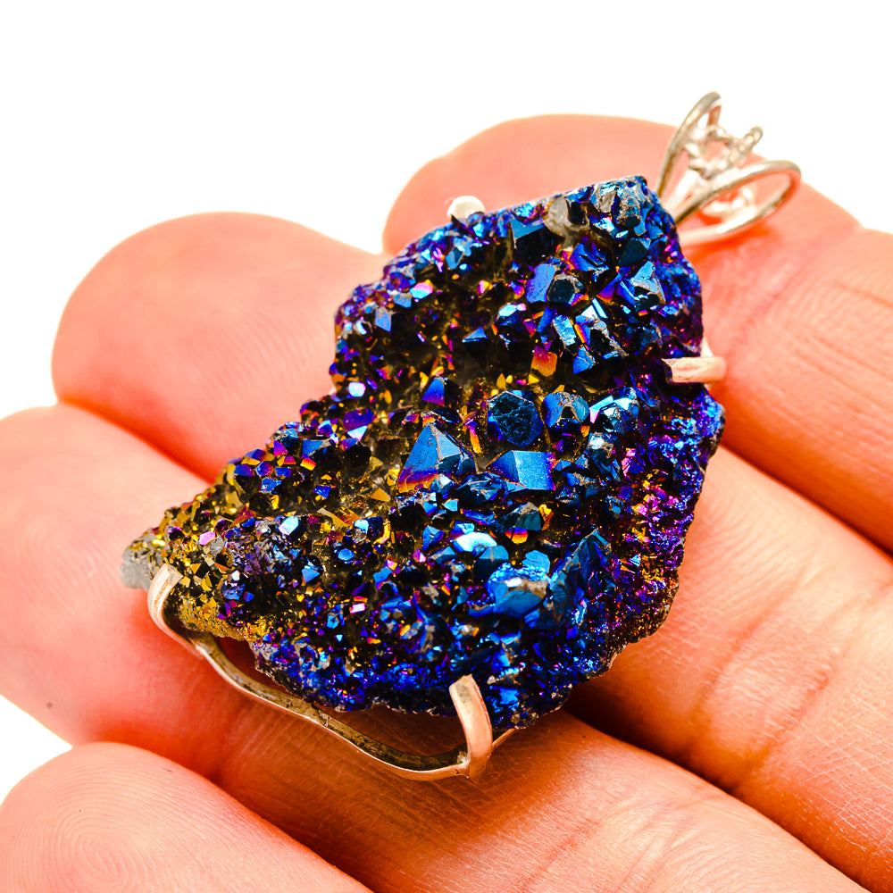 Titanium Druzy Pendants handcrafted by Anasilvercos - PD752060