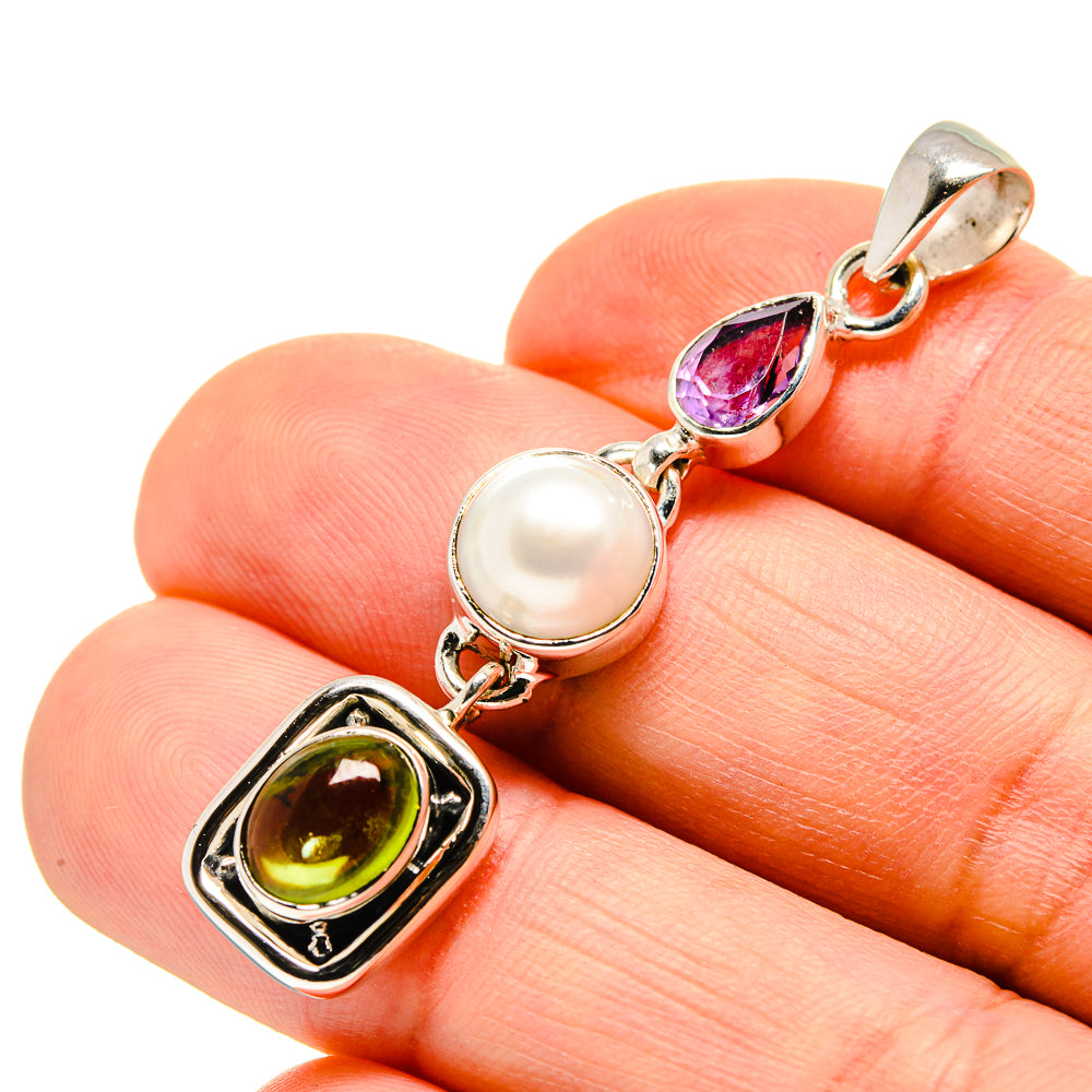 Peridot Pendants handcrafted by Anasilvercos - PD752147
