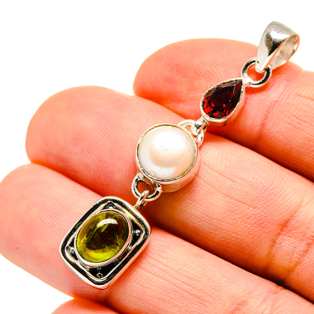 Peridot Pendants handcrafted by Anasilvercos - PD752148