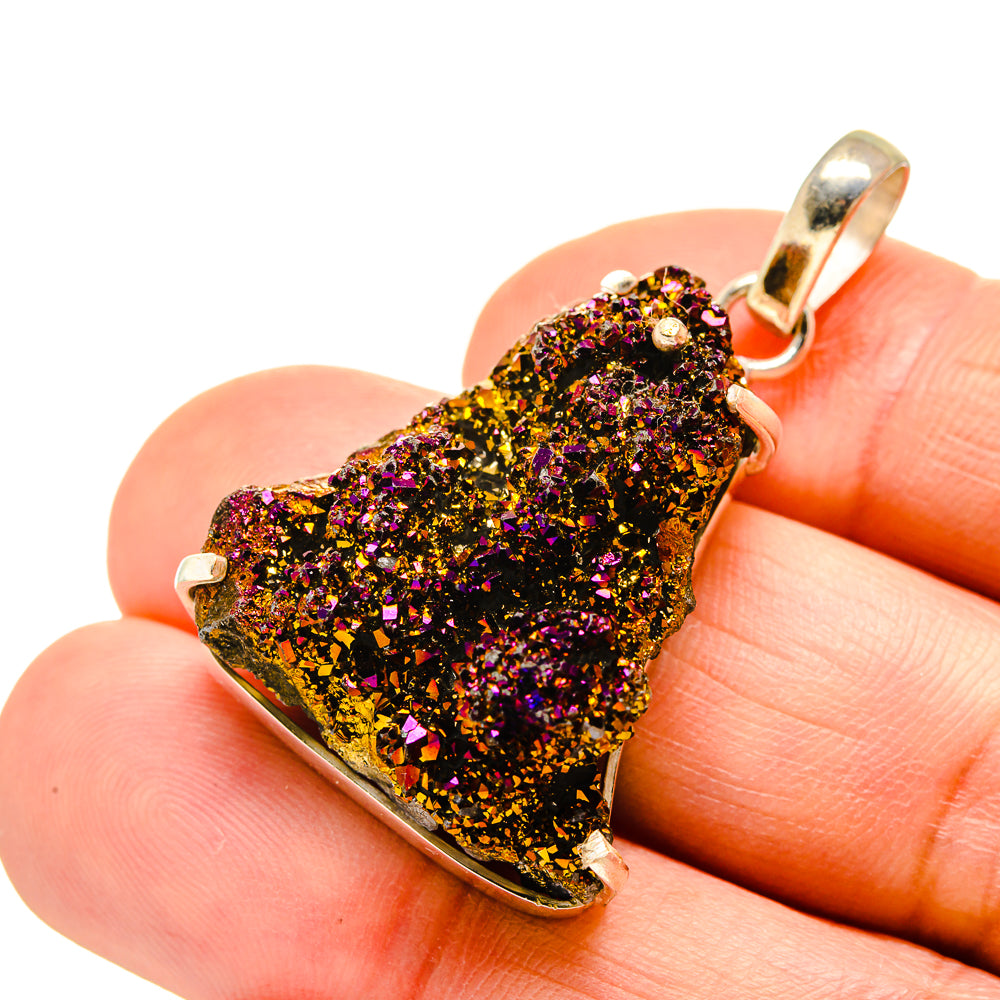 Titanium Druzy Pendants handcrafted by Anasilvercos - PD752173