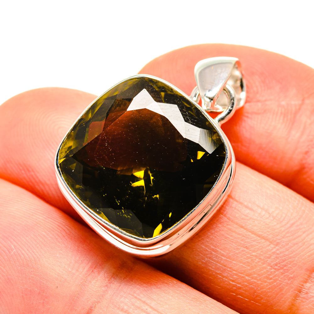 Olive Quartz Pendants handcrafted by Anasilvercos - PD752181