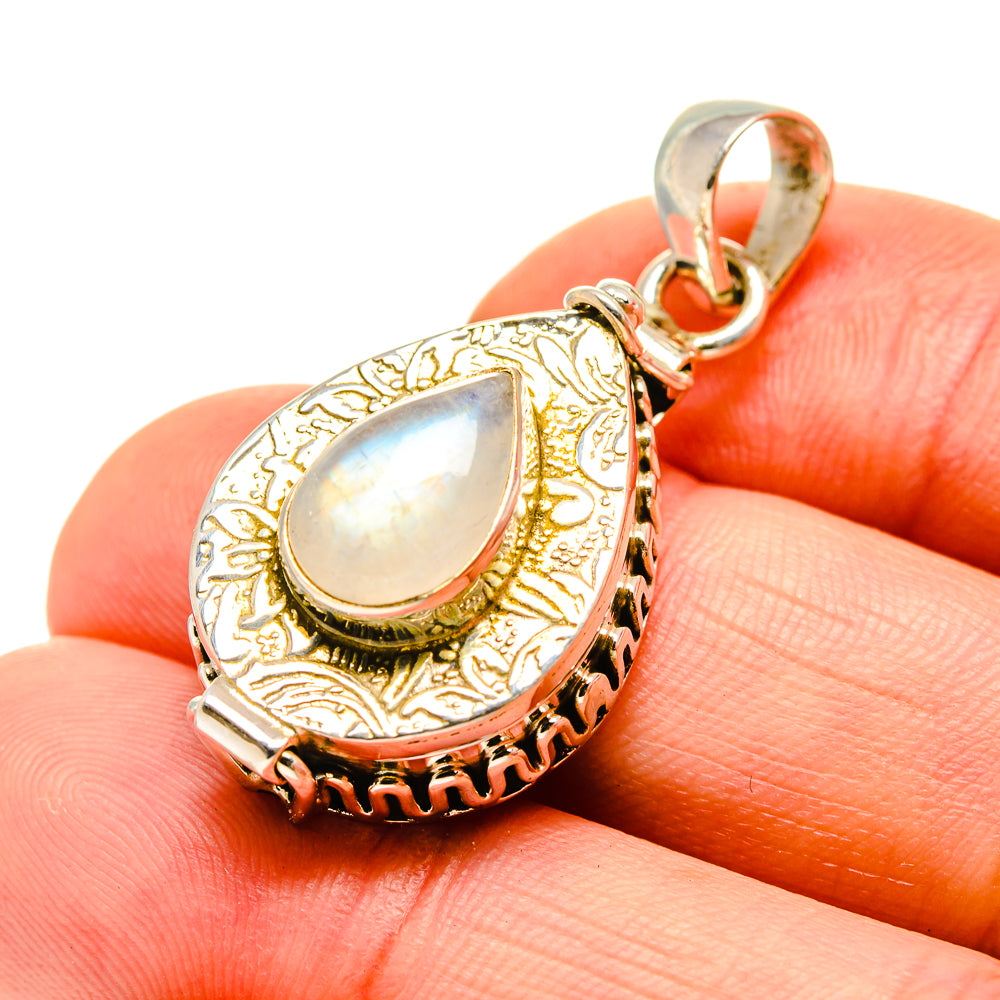 Rainbow Moonstone Pendants handcrafted by Anasilvercos - PD752778
