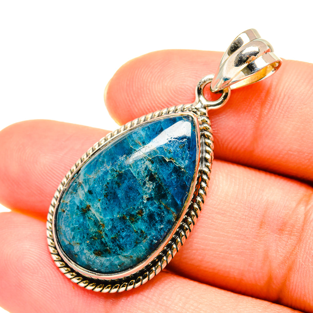 Apatite Pendants handcrafted by Anasilvercos - PD7530