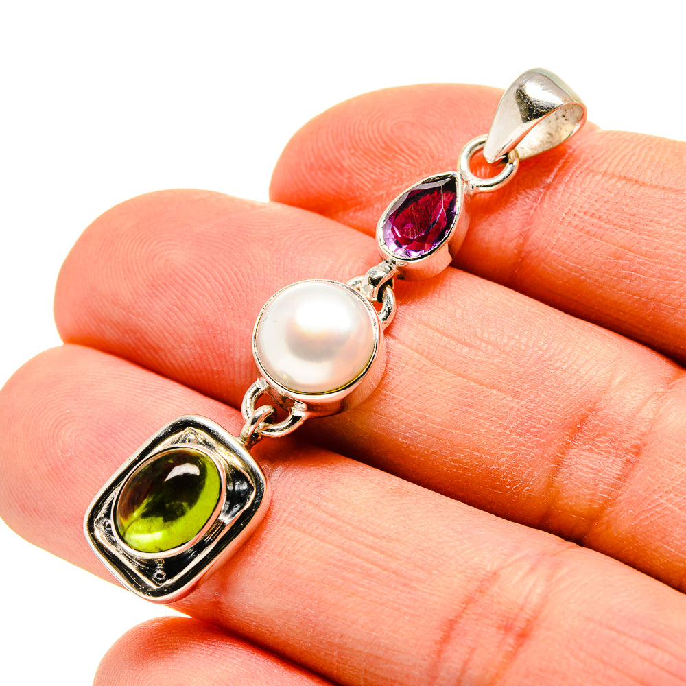 Peridot Pendants handcrafted by Anasilvercos - PD753196