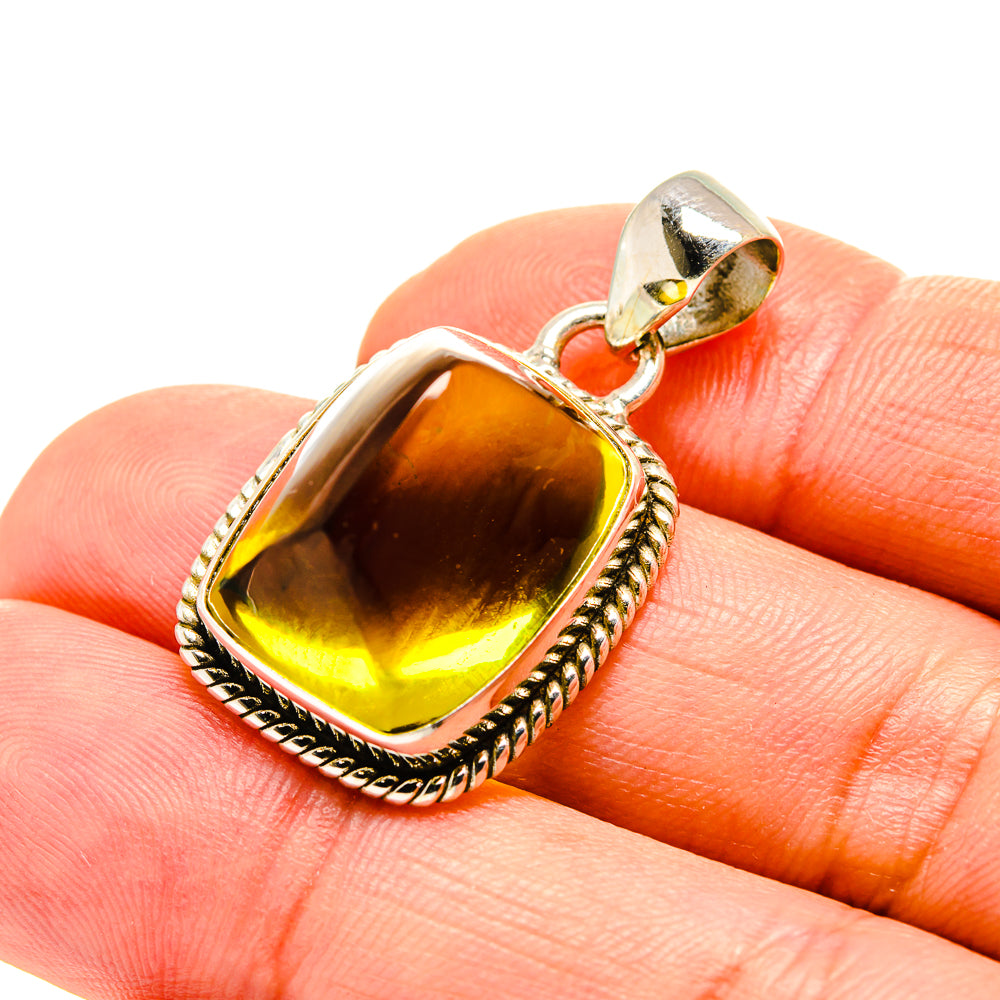 Oliva Quartz Pendants handcrafted by Anasilvercos - PD753275