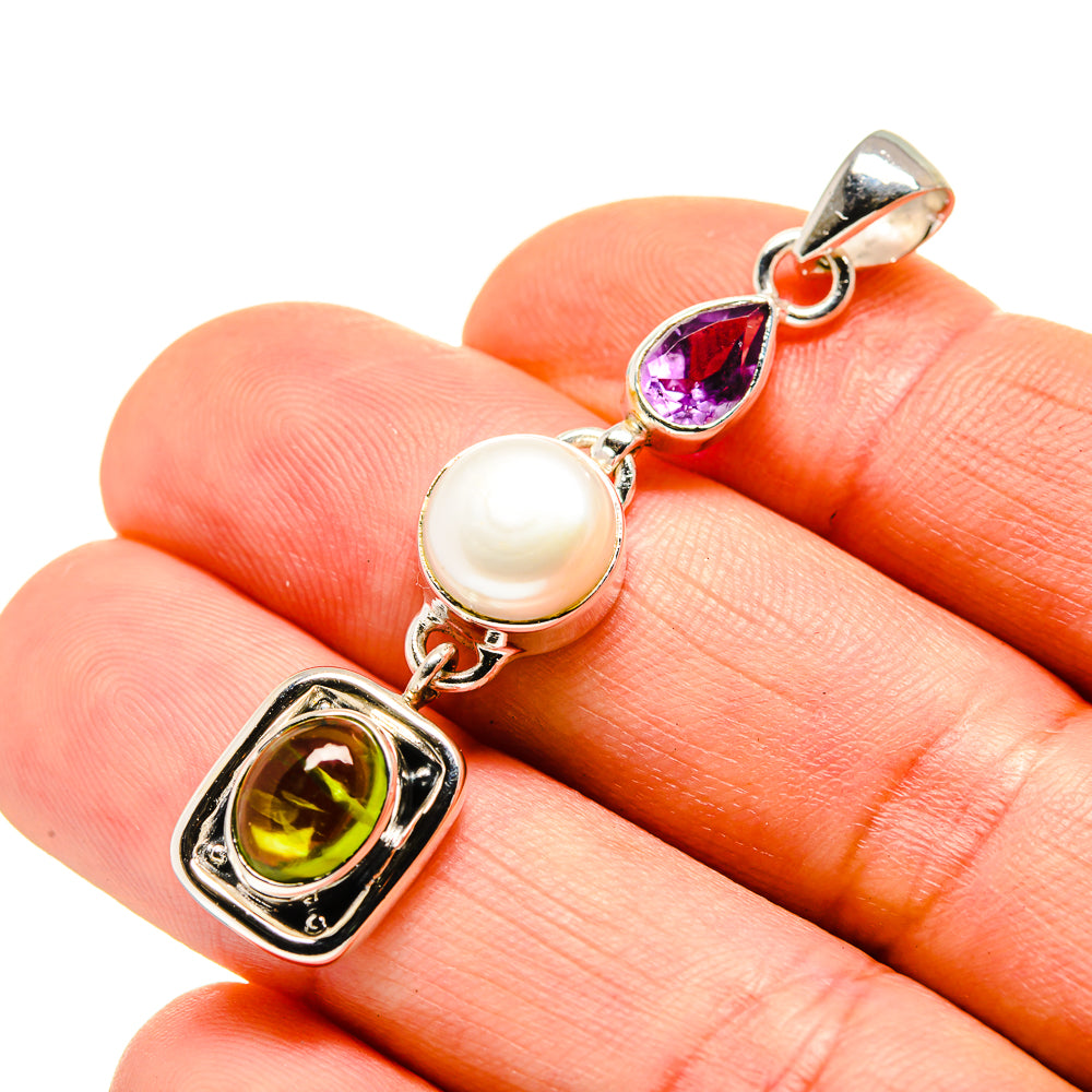 Peridot Pendants handcrafted by Anasilvercos - PD753493