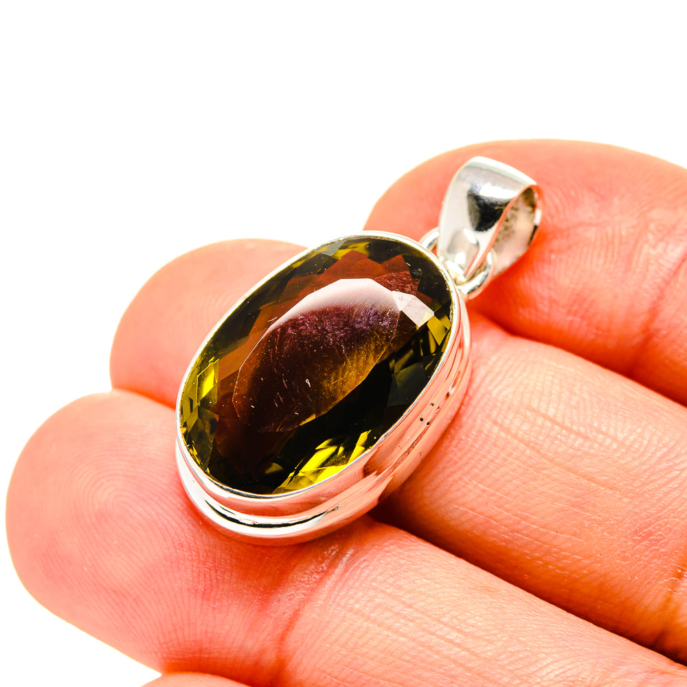 Olive Quartz Pendants handcrafted by Anasilvercos - PD753644