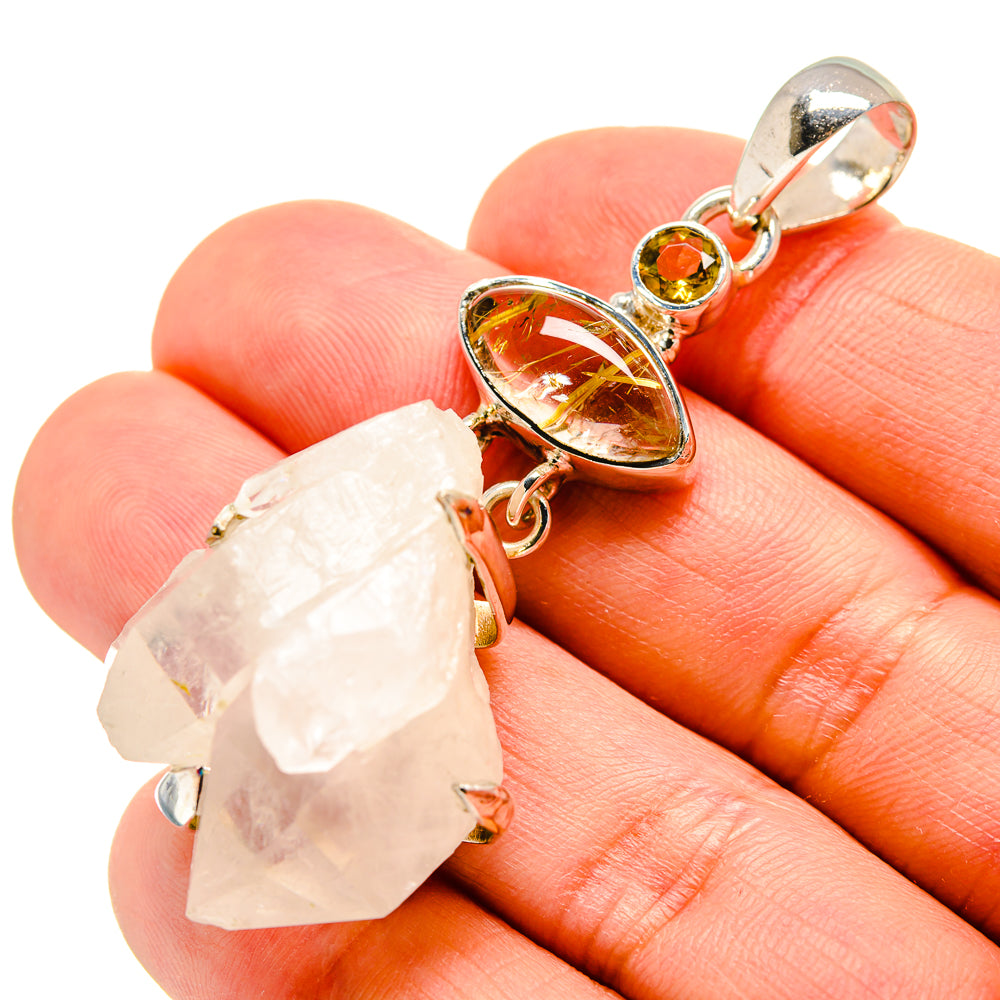White Quartz Pendants handcrafted by Anasilvercos - PD754108