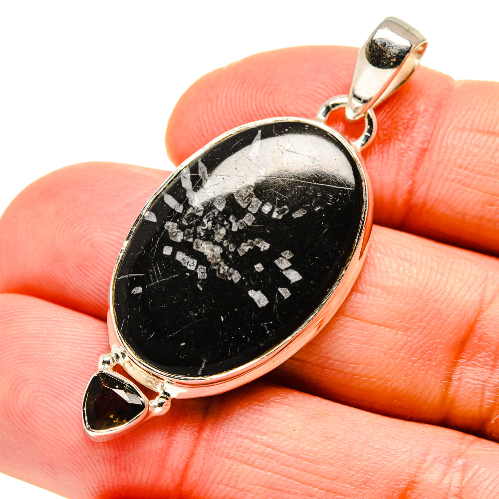 Chrysanthemum Stone Pendants handcrafted by Anasilvercos - PD754206
