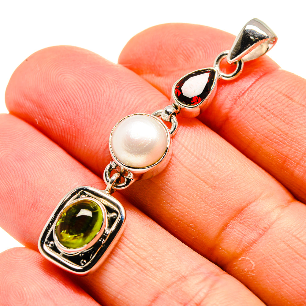 Peridot Pendants handcrafted by Anasilvercos - PD754249