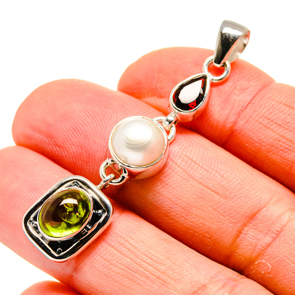 Peridot Pendants handcrafted by Anasilvercos - PD754250