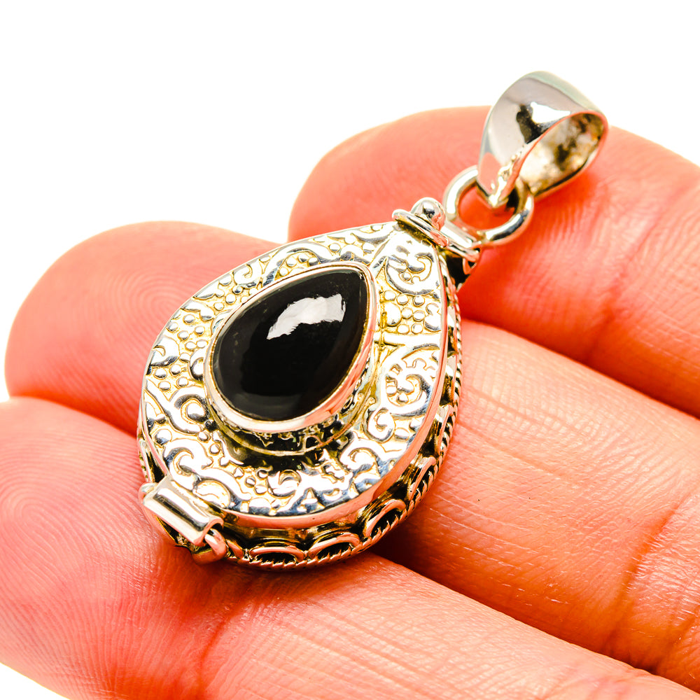 Black Onyx Pendants handcrafted by Anasilvercos - PD754402