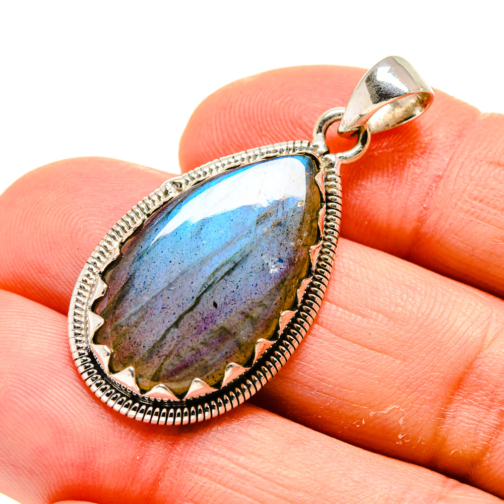 Labradorite Pendants handcrafted by Anasilvercos - PD754466