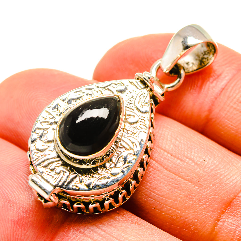 Black Onyx Pendants handcrafted by Anasilvercos - PD754517
