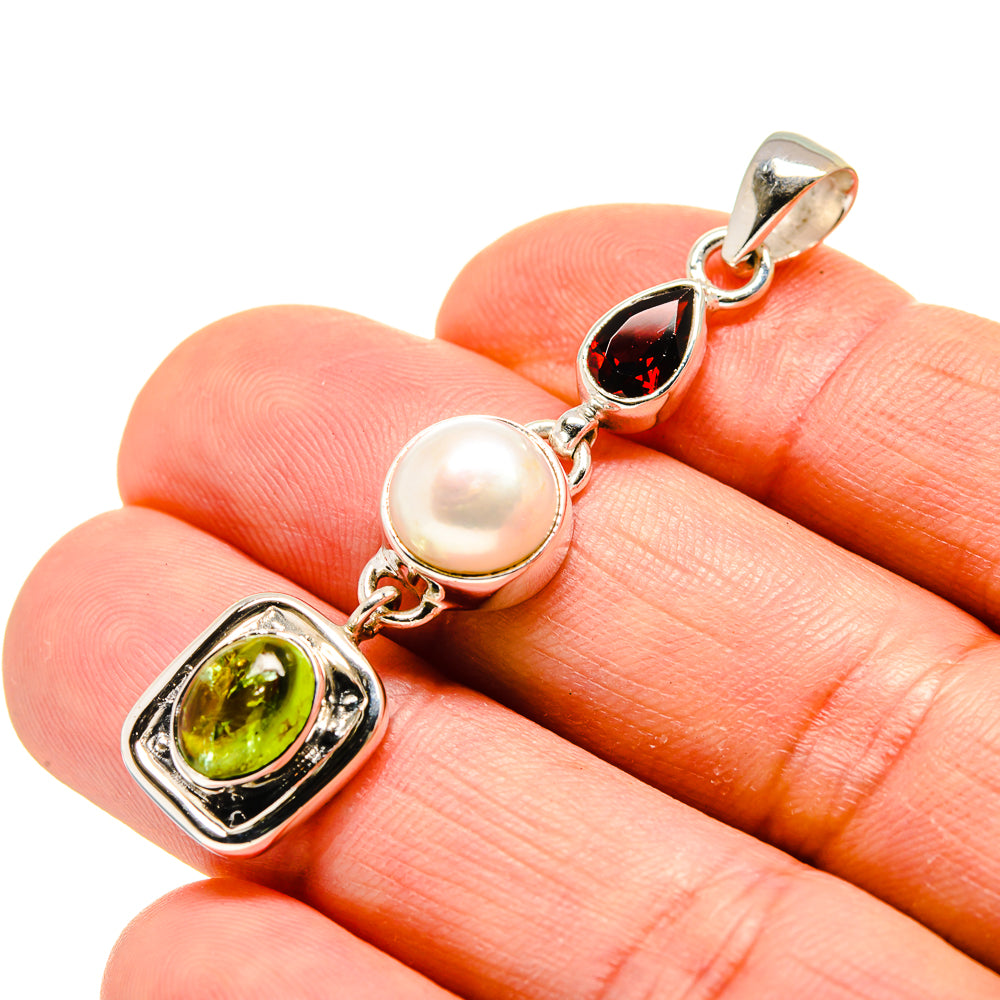 Green Tourmaline Pendants handcrafted by Anasilvercos - PD754560