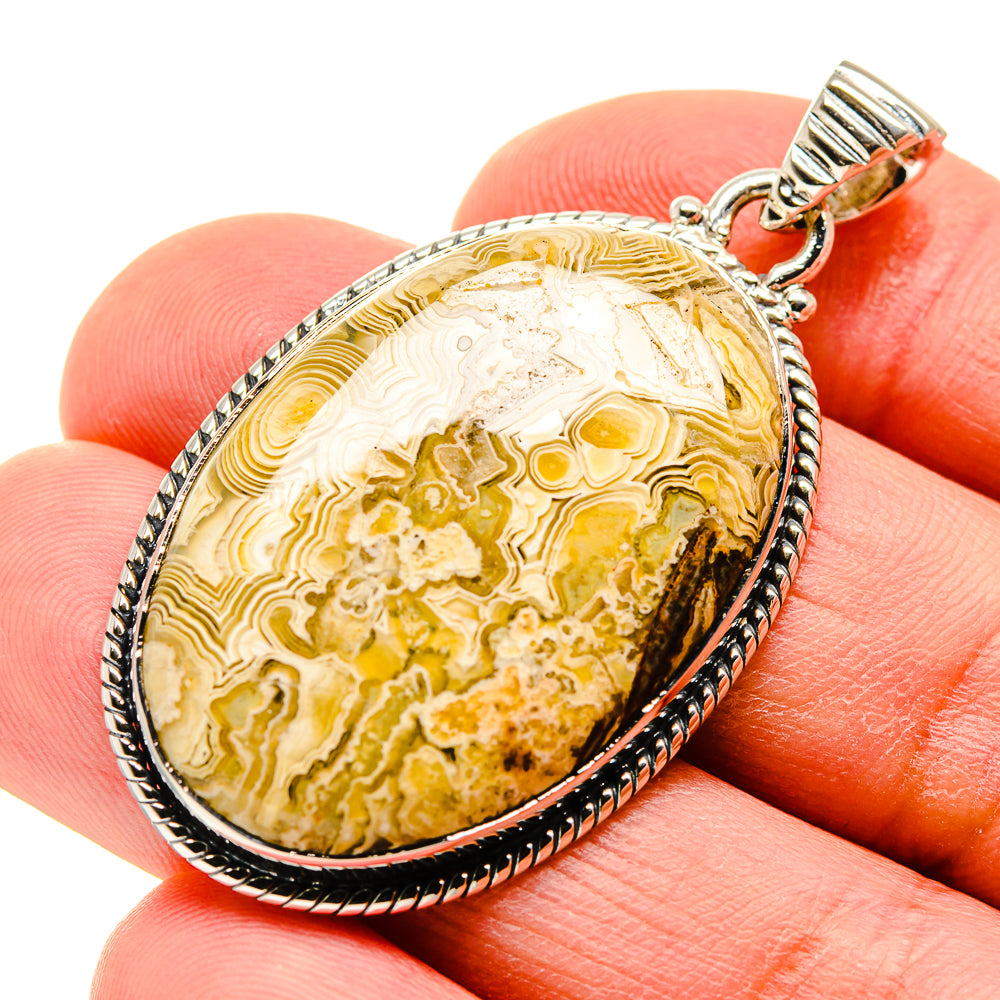 Laguna Lace Agate Pendants handcrafted by Anasilvercos - PD754666