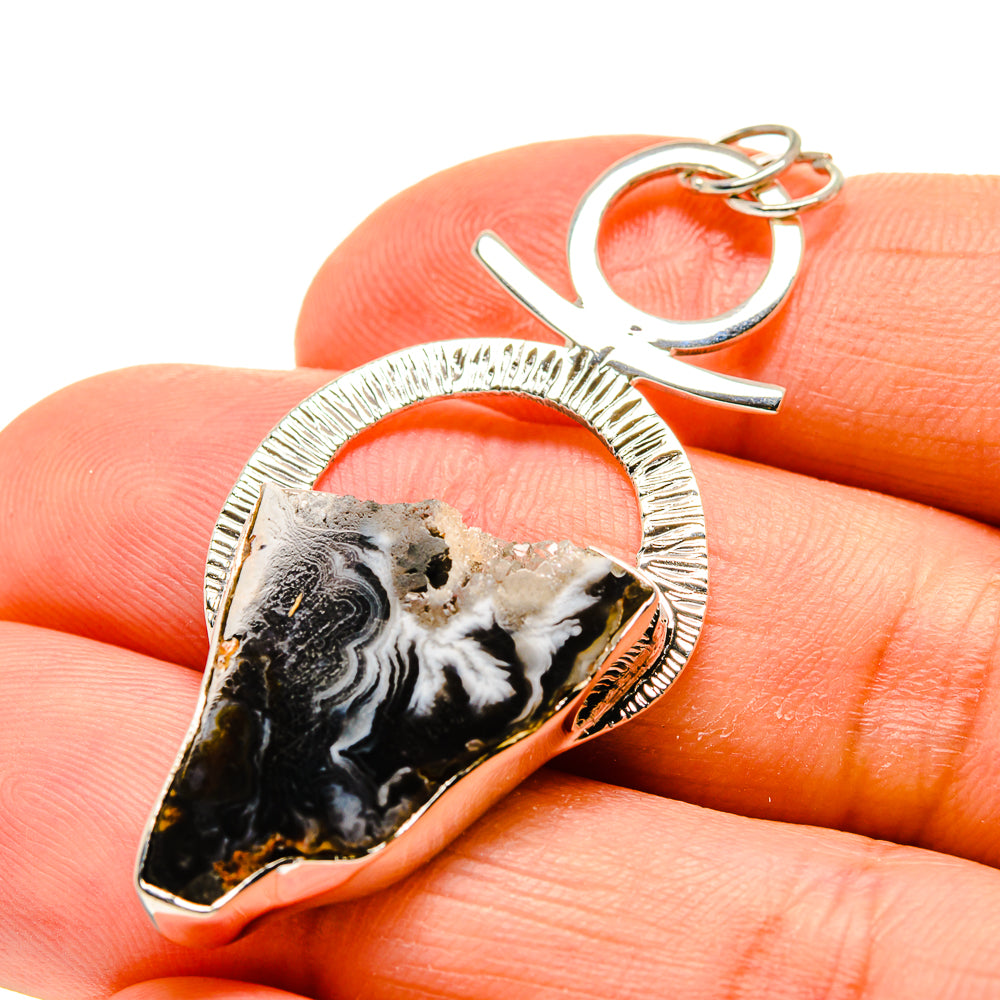 Coconut Geode Slice Pendants handcrafted by Anasilvercos - PD754744
