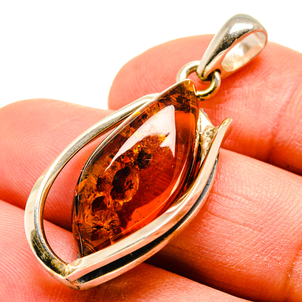 Baltic Amber Pendants handcrafted by Anasilvercos - PD755000
