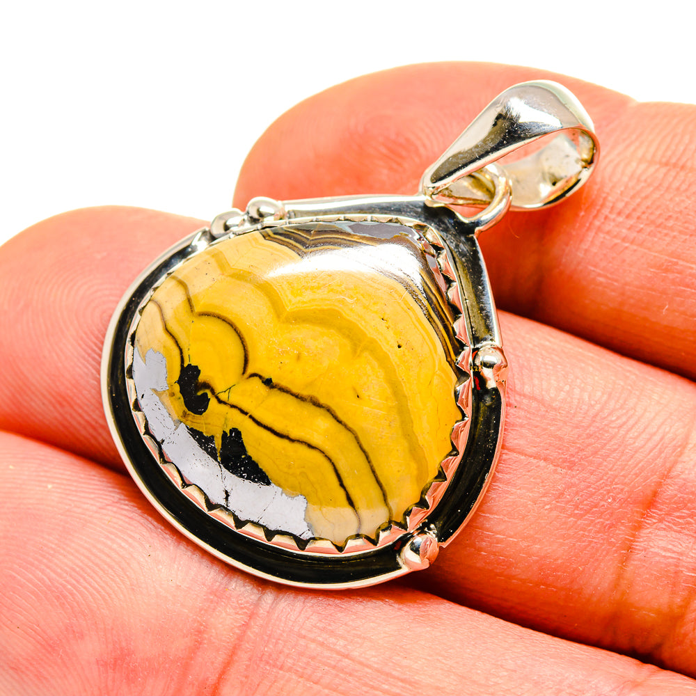 Schalenblende Pendants handcrafted by Anasilvercos - PD755030