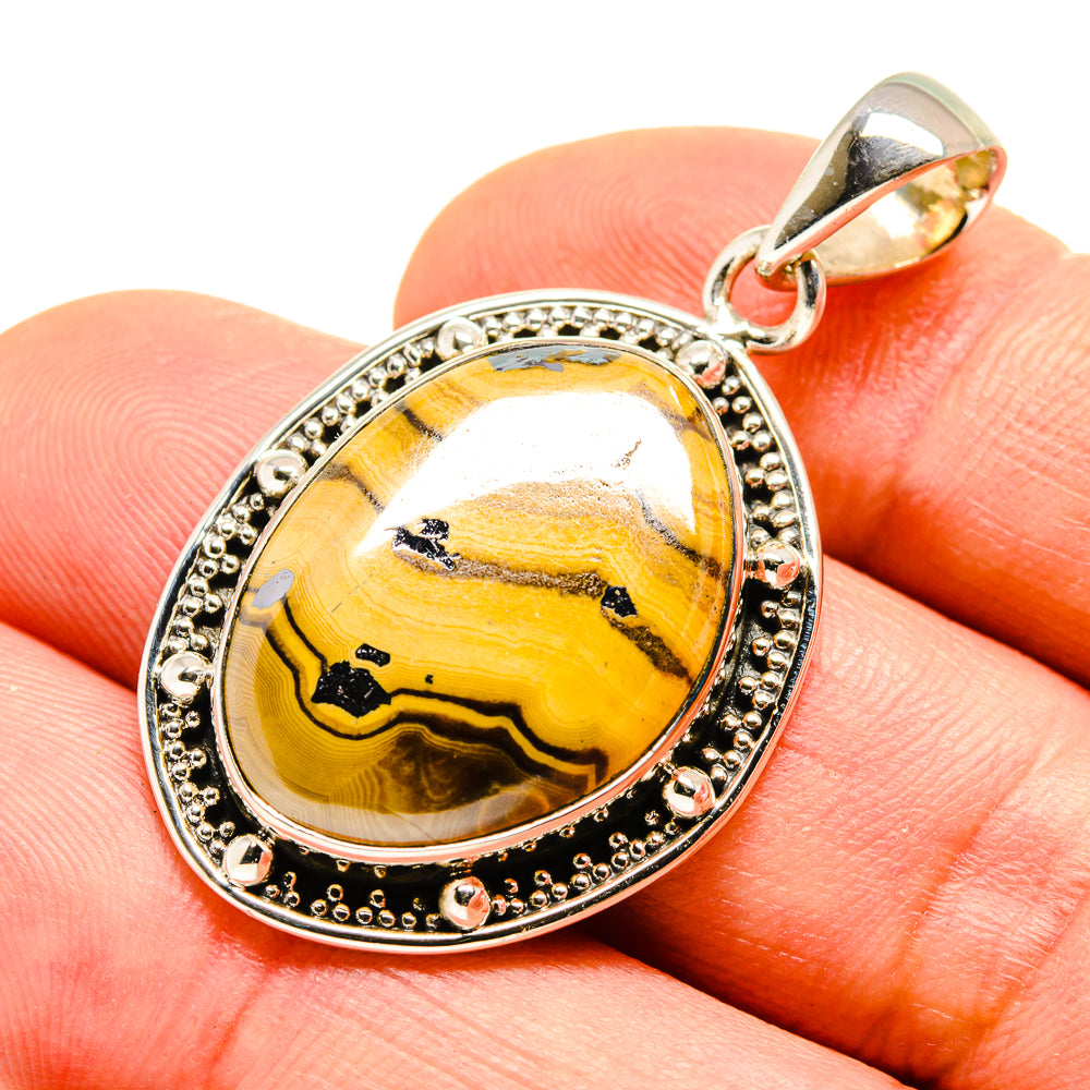 Schalenblende Pendants handcrafted by Anasilvercos - PD755031