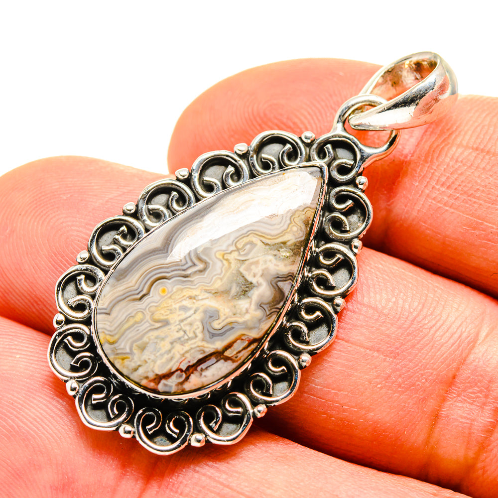 Laguna Lace Agate Pendants handcrafted by Anasilvercos - PD755052