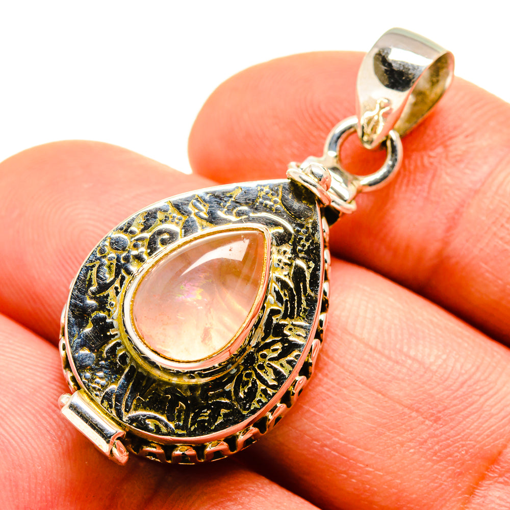 Rose Quartz Pendants handcrafted by Anasilvercos - PD755089