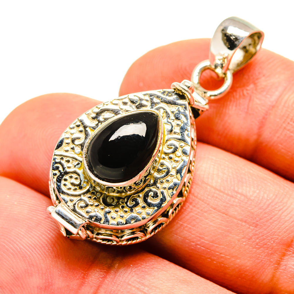 Black Onyx Pendants handcrafted by Anasilvercos - PD755091