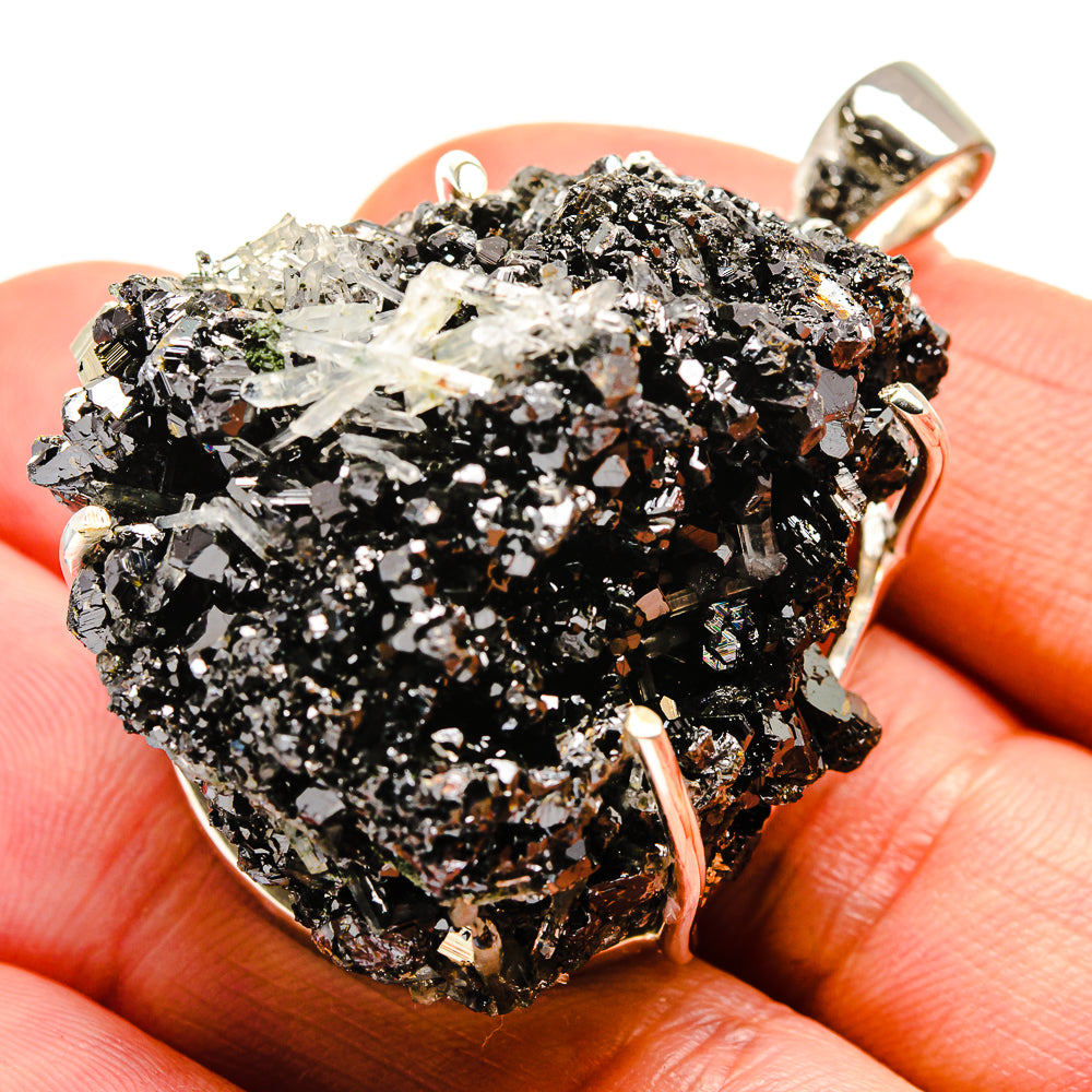 Hematite Crystal Pendants handcrafted by Anasilvercos - PD755109