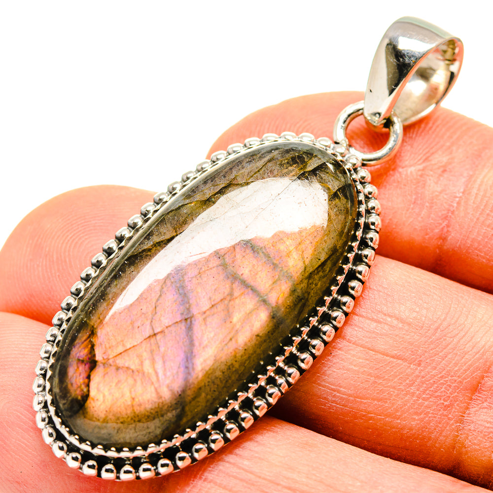 Labradorite Pendants handcrafted by Anasilvercos - PD755208