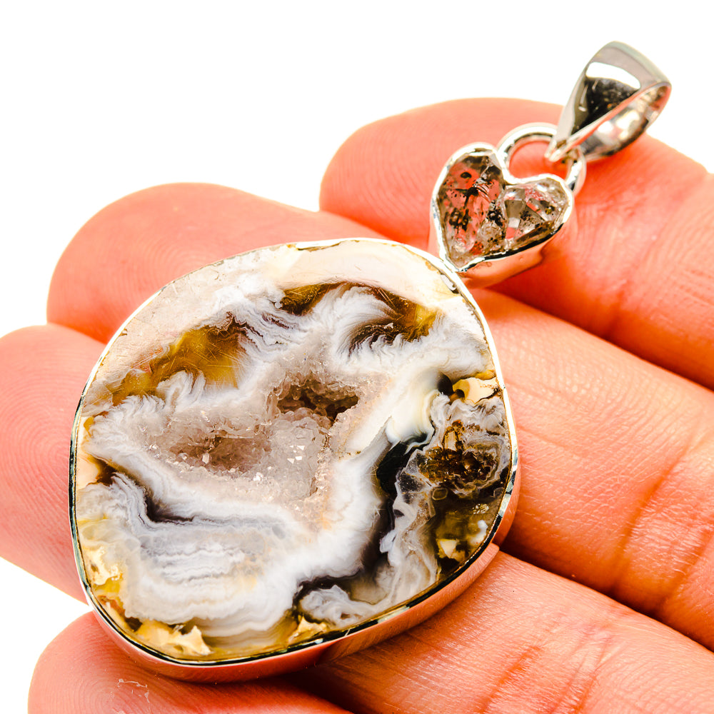 Occo Geode Slice Pendants handcrafted by Anasilvercos - PD755260