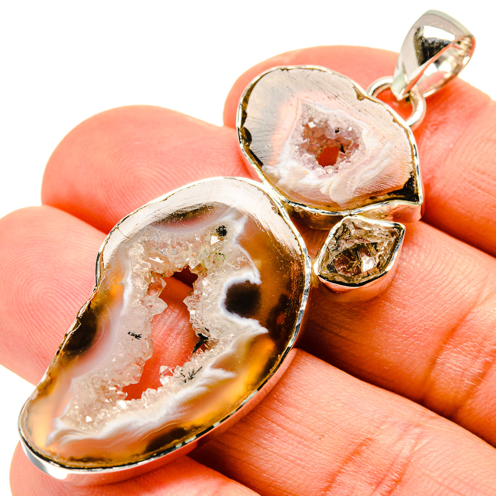 Occo Geode Slice Pendants handcrafted by Anasilvercos - PD755288