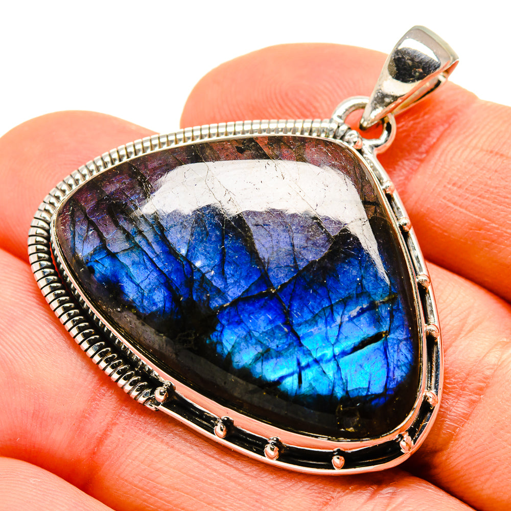 Labradorite Pendants handcrafted by Anasilvercos - PD755347