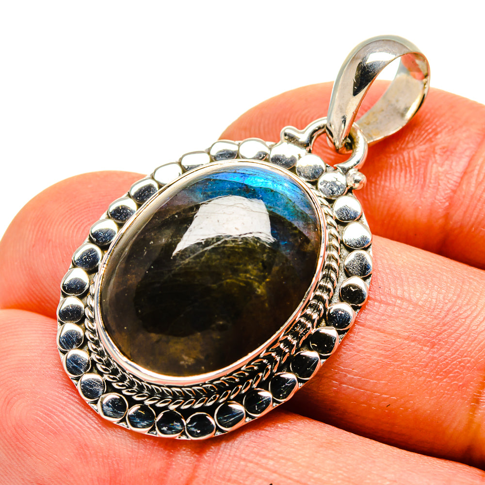 Labradorite Pendants handcrafted by Anasilvercos - PD755374