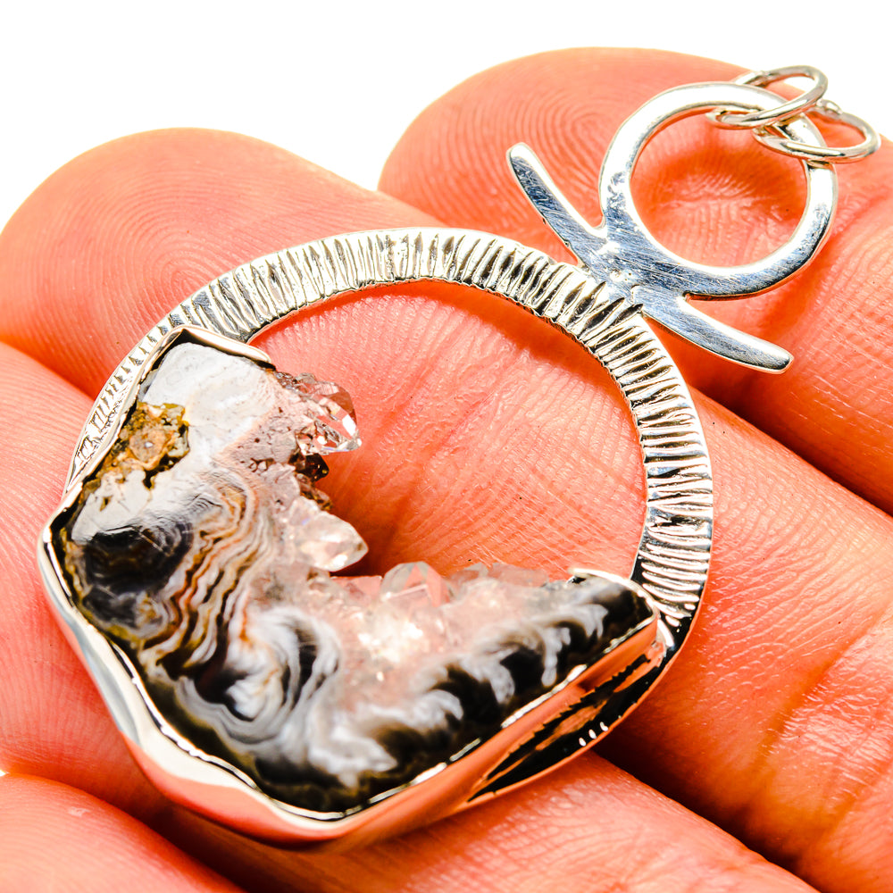 Occo Geode Slice Pendants handcrafted by Anasilvercos - PD755411