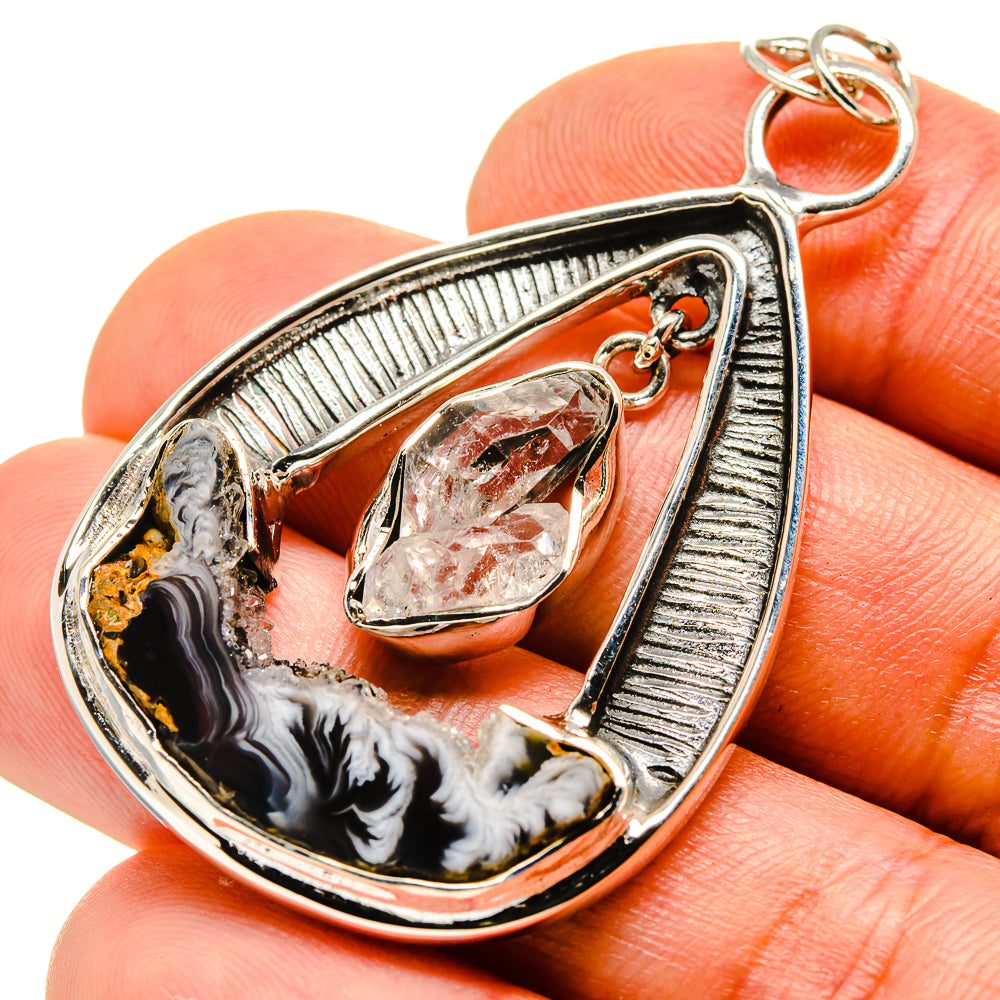 Occo Geode Slice Pendants handcrafted by Anasilvercos - PD755416
