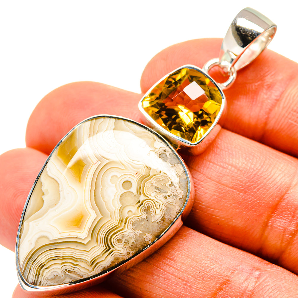 Laguna Lace Agate Pendants handcrafted by Anasilvercos - PD755423