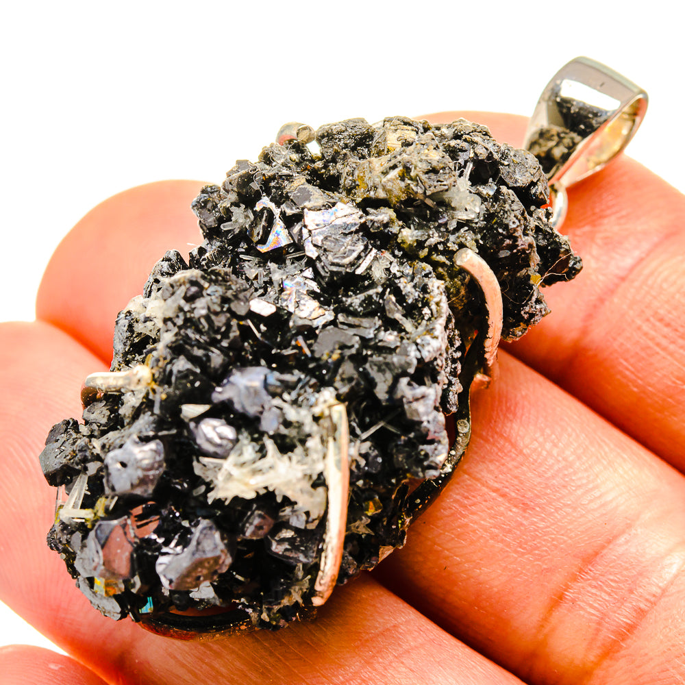 Hematite Pendants handcrafted by Anasilvercos - PD755434