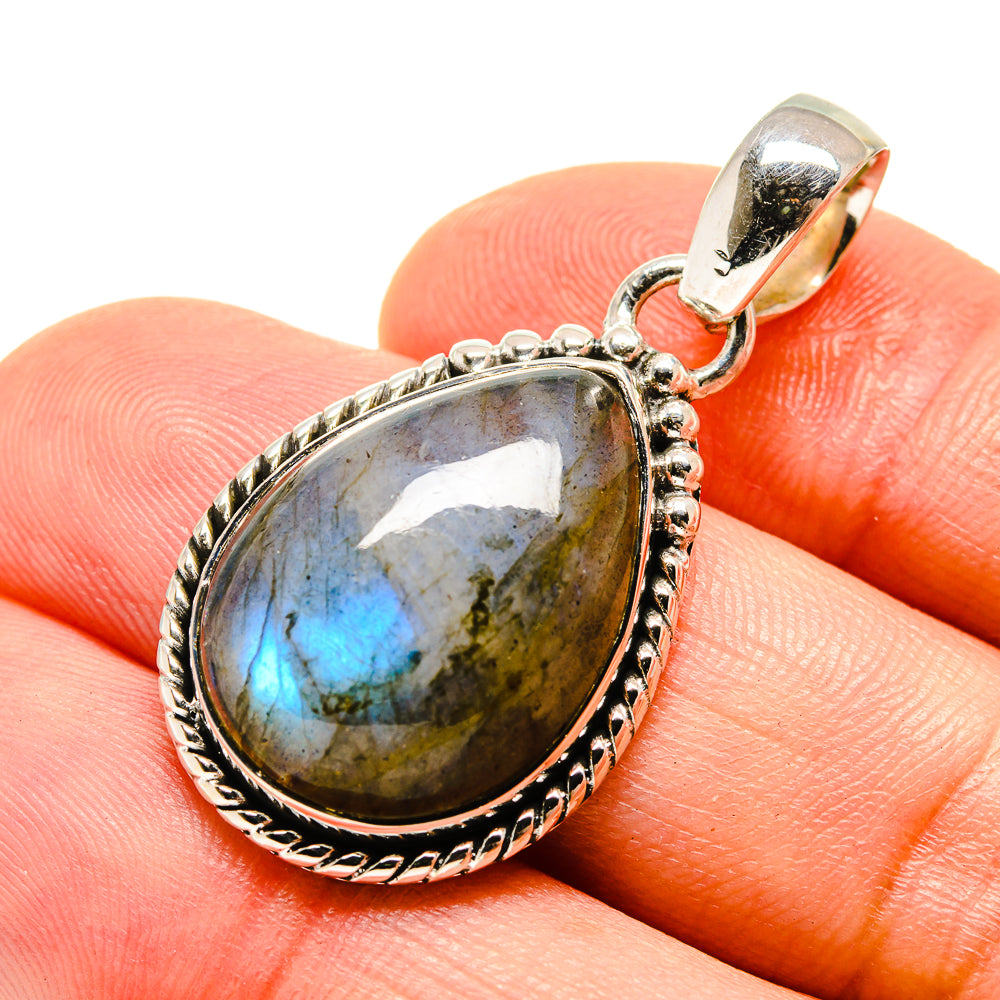 Labradorite Pendants handcrafted by Anasilvercos - PD755499