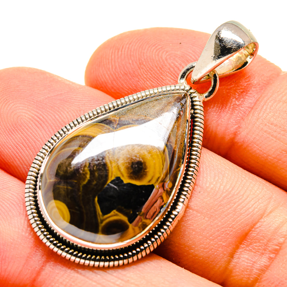 Schalenblende Pendants handcrafted by Anasilvercos - PD755549